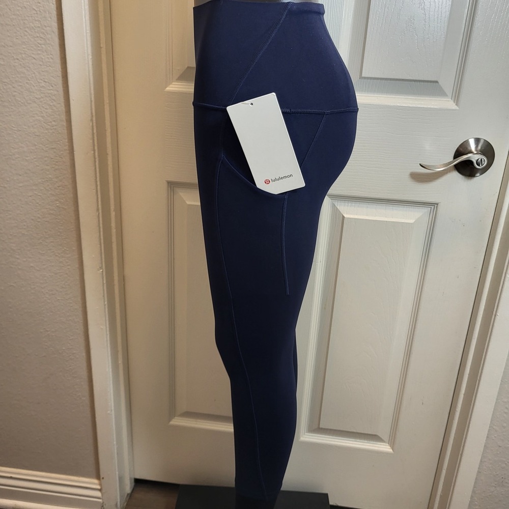 Lululemon Align High Rise Crop 23" With Pockets Navy Blue Size 4 MSRP $128.00 - Picture 4 of 9
